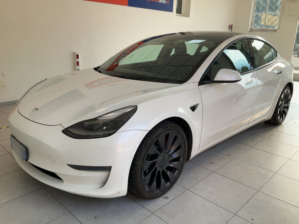 Tesla Model 3 2021