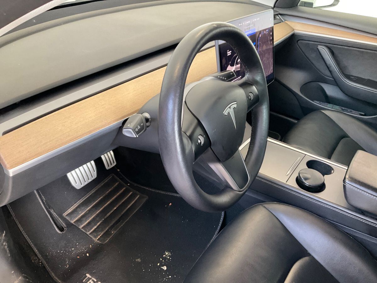 Tesla Model 3 2021