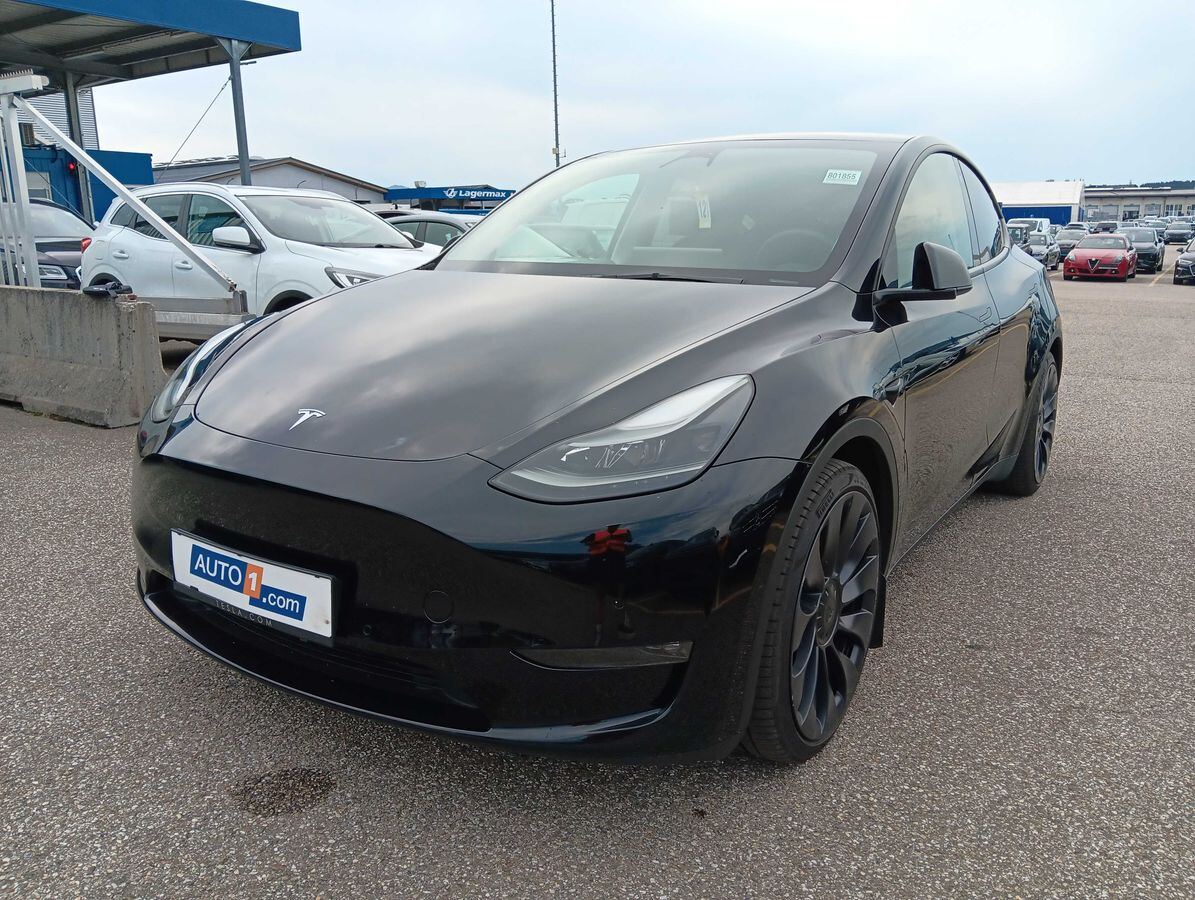 Tesla Model Y 2022